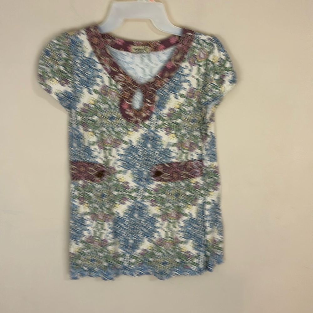 One World Boho Mixed Print Keyhole Neck Size Medium Waist Detail Cap Sleeves